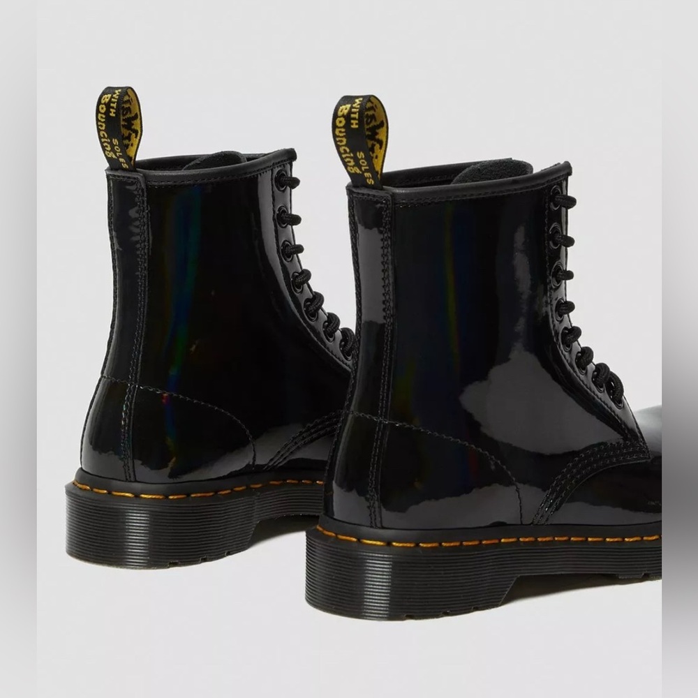 New Dr. Martens Womens 1460 W Rainbow Patent Leather Boot, Black Size 7 - Picture 5 of 8